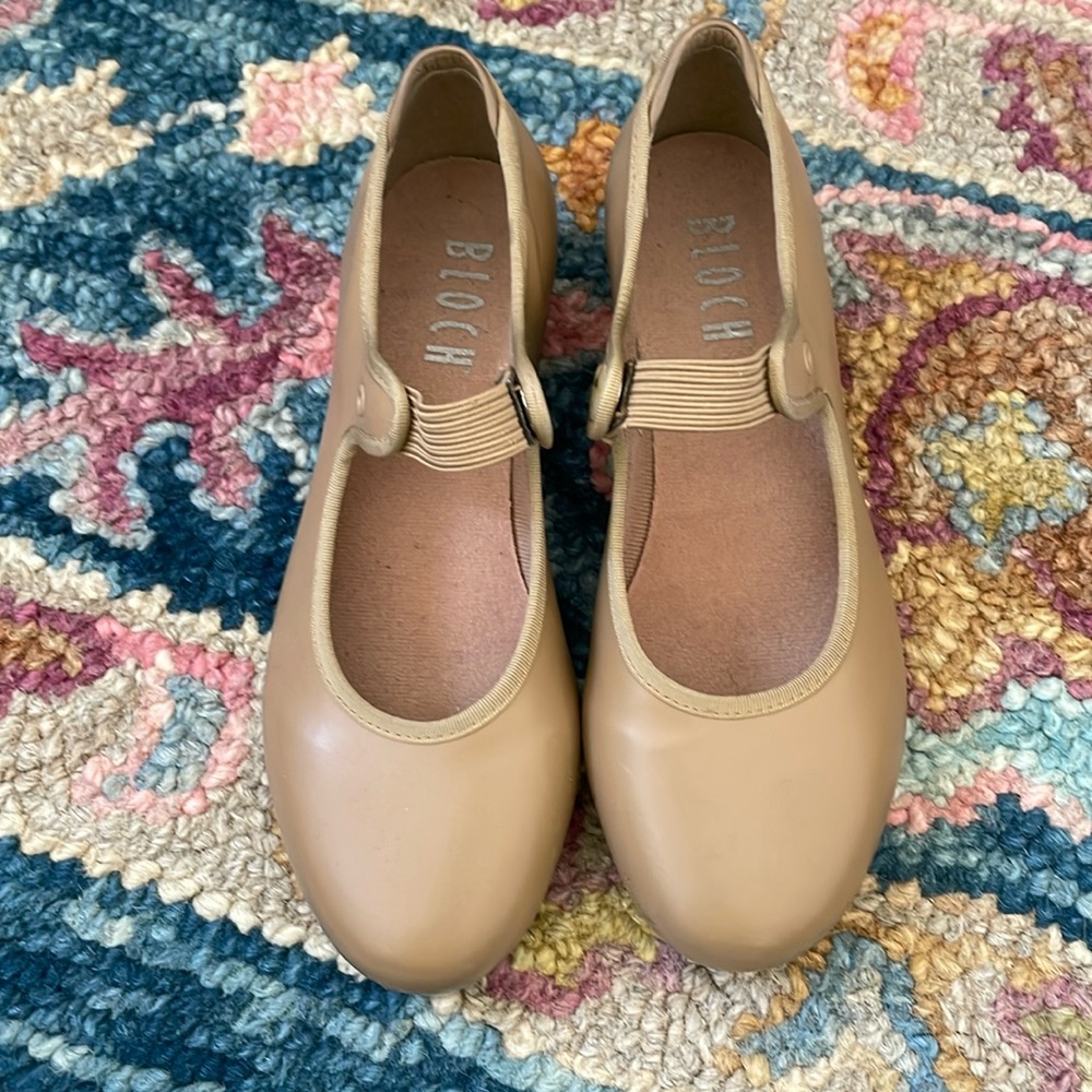 Bloch tap shoes